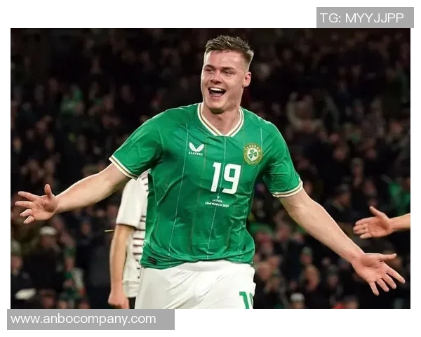 罗马前锋弗格森开场即被换下因脚踝伤病史球队不愿冒险 罗马前锋弗格森开场即被换下因脚踝伤病史球队不愿冒险